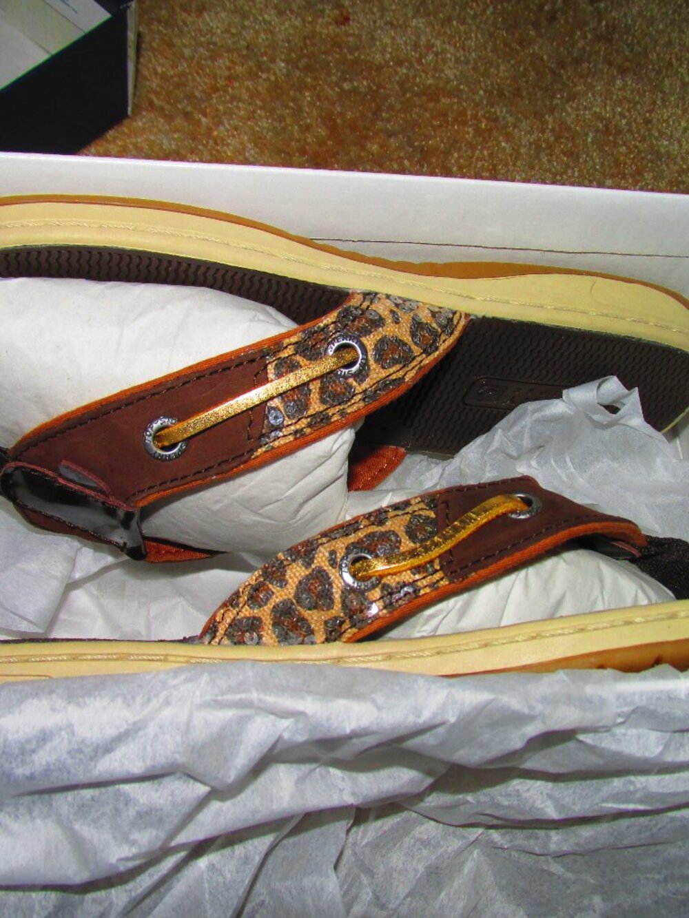 Speery Women's Top-Sider flip flops size 7 Seafish Leopard Sequin NEW